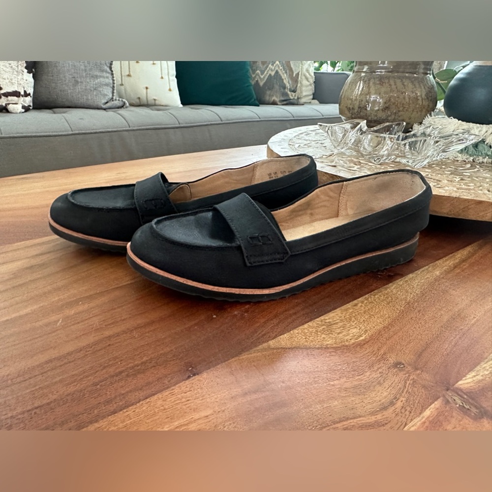 Lifestride Velocity 2.0 Women’s Loafers – size 6